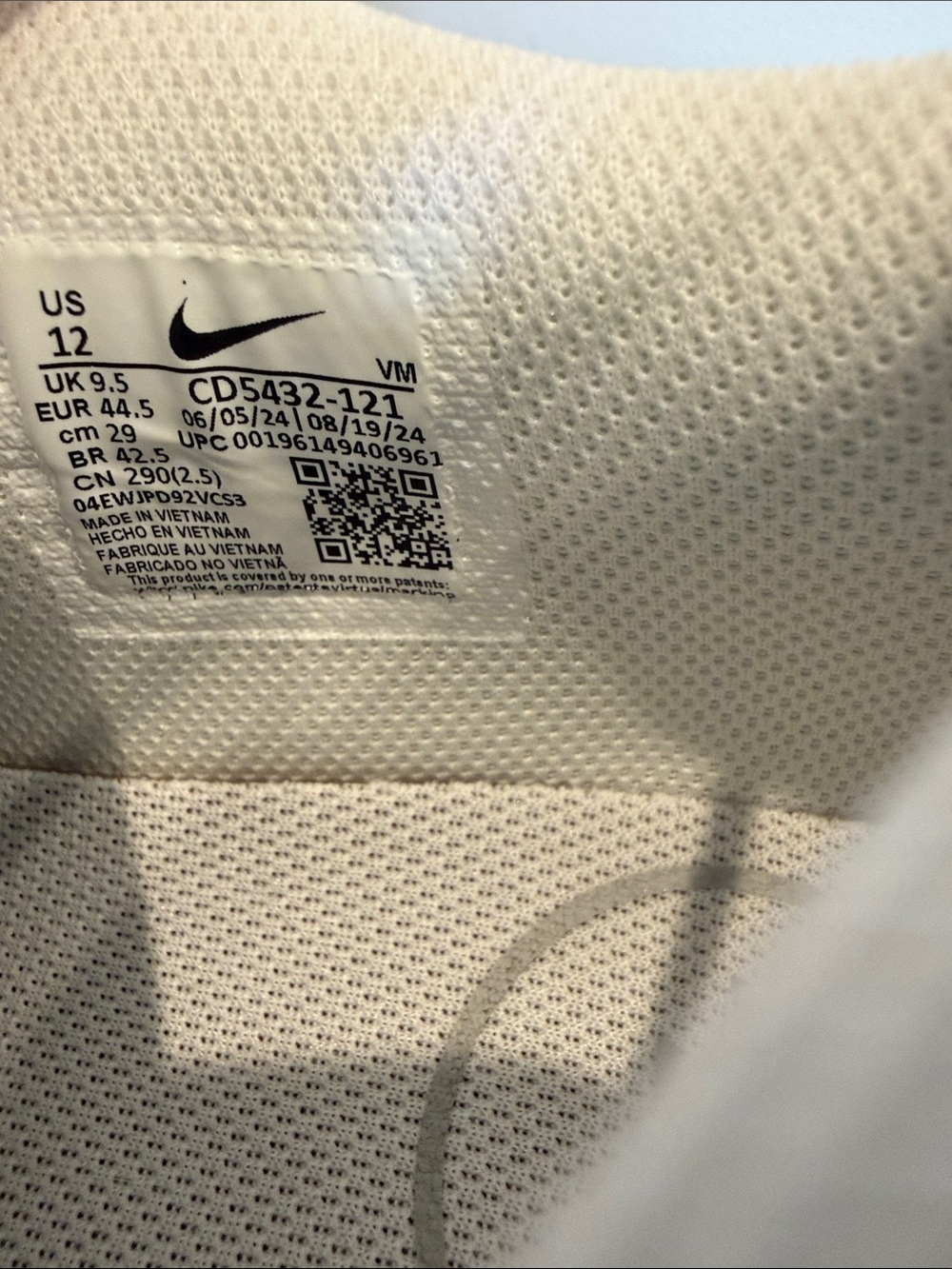 Women’s Nike Air Max Excee White and Grey Athletic Shoes Size 12 - Picture 6 of 7